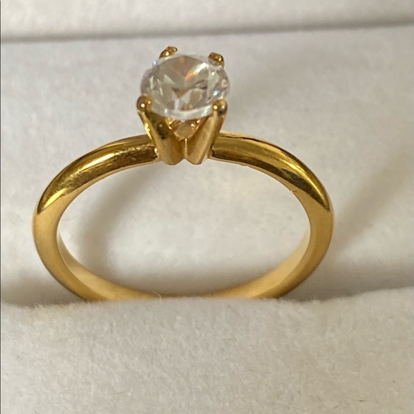 14k gold filled  solitaire ring - Picture 3 of 3